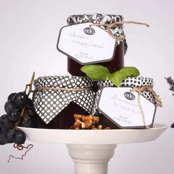 Edó jam and preserves visual identity showcasing minimalist handmade aesthetics and artisanal packaging for an authentic food brand – Graphic Design Clearwater Florida.